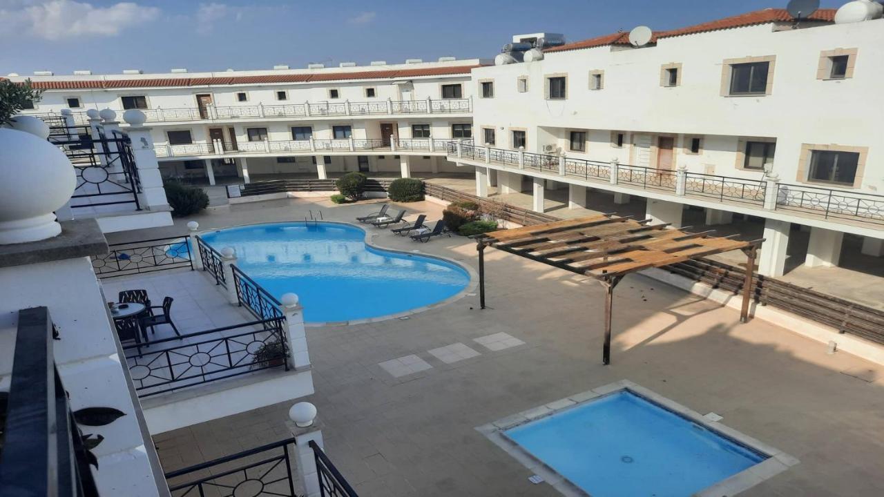 Paramount Gardens Resorts C201 Ларнака Экстерьер фото